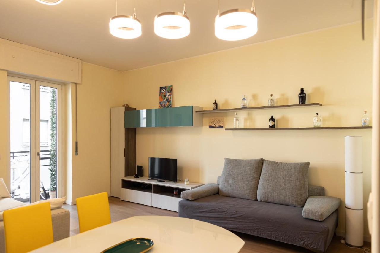 Appartamento Bilocale Moderno Ed Esclusivo Milano Esterno foto