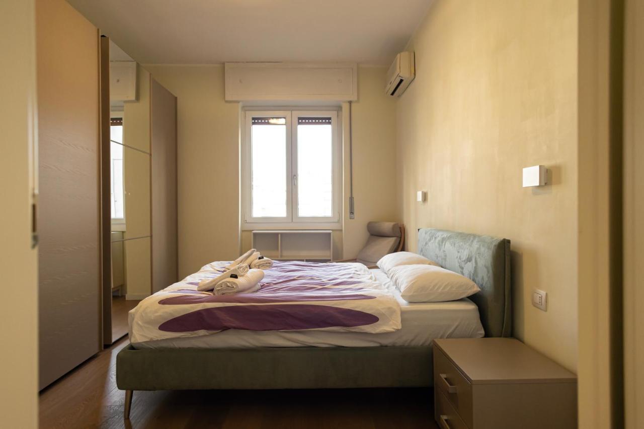 Appartamento Bilocale Moderno Ed Esclusivo Milano Esterno foto